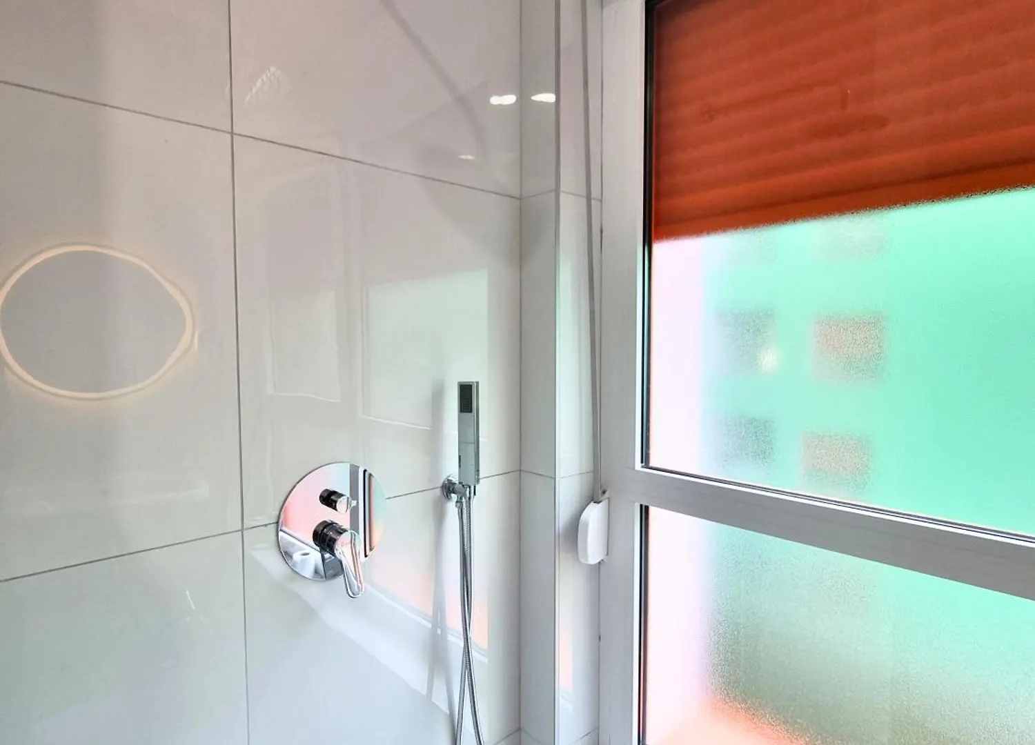 Cozy 2Br Condo Free Parking-Wifi-Ac-Dryer تيرانا شقة