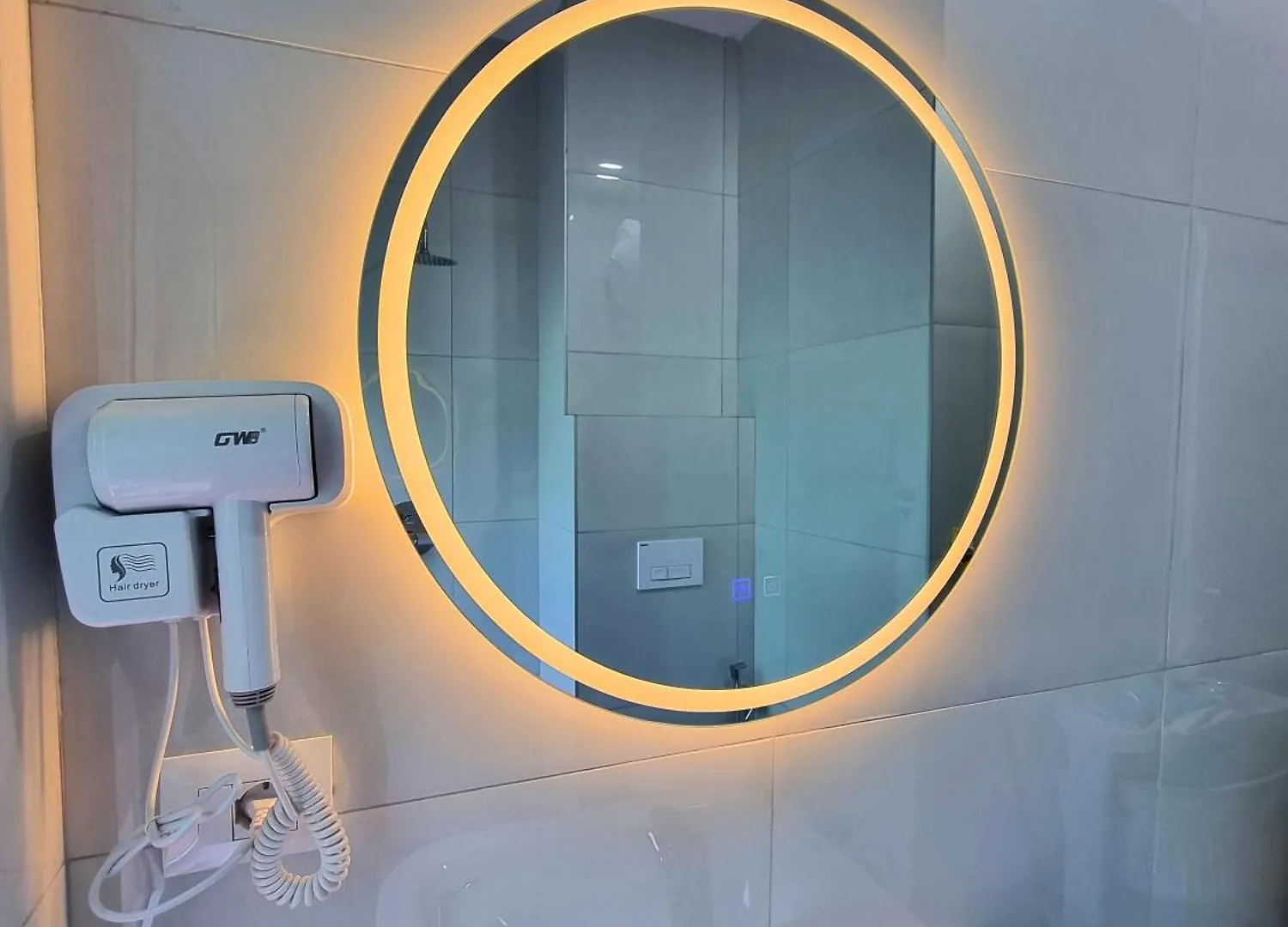 Cozy 2Br Condo Free Parking-Wifi-Ac-Dryer تيرانا شقة